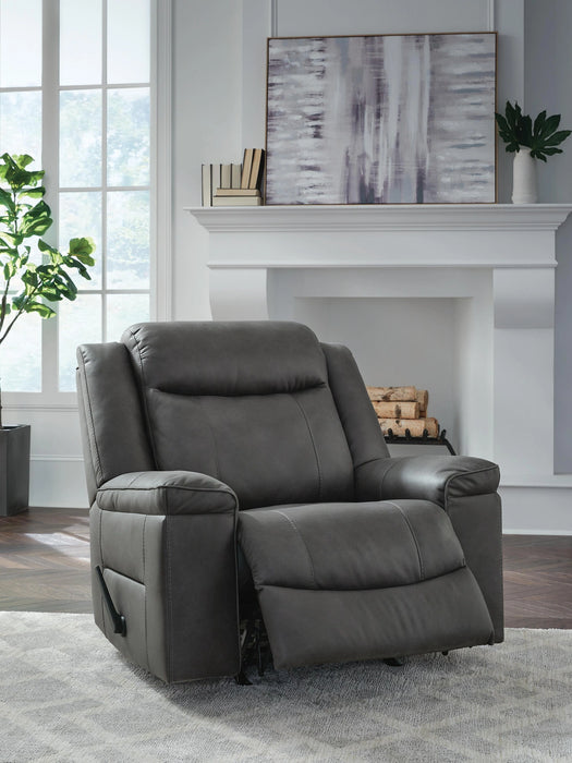 Status Check Recliner