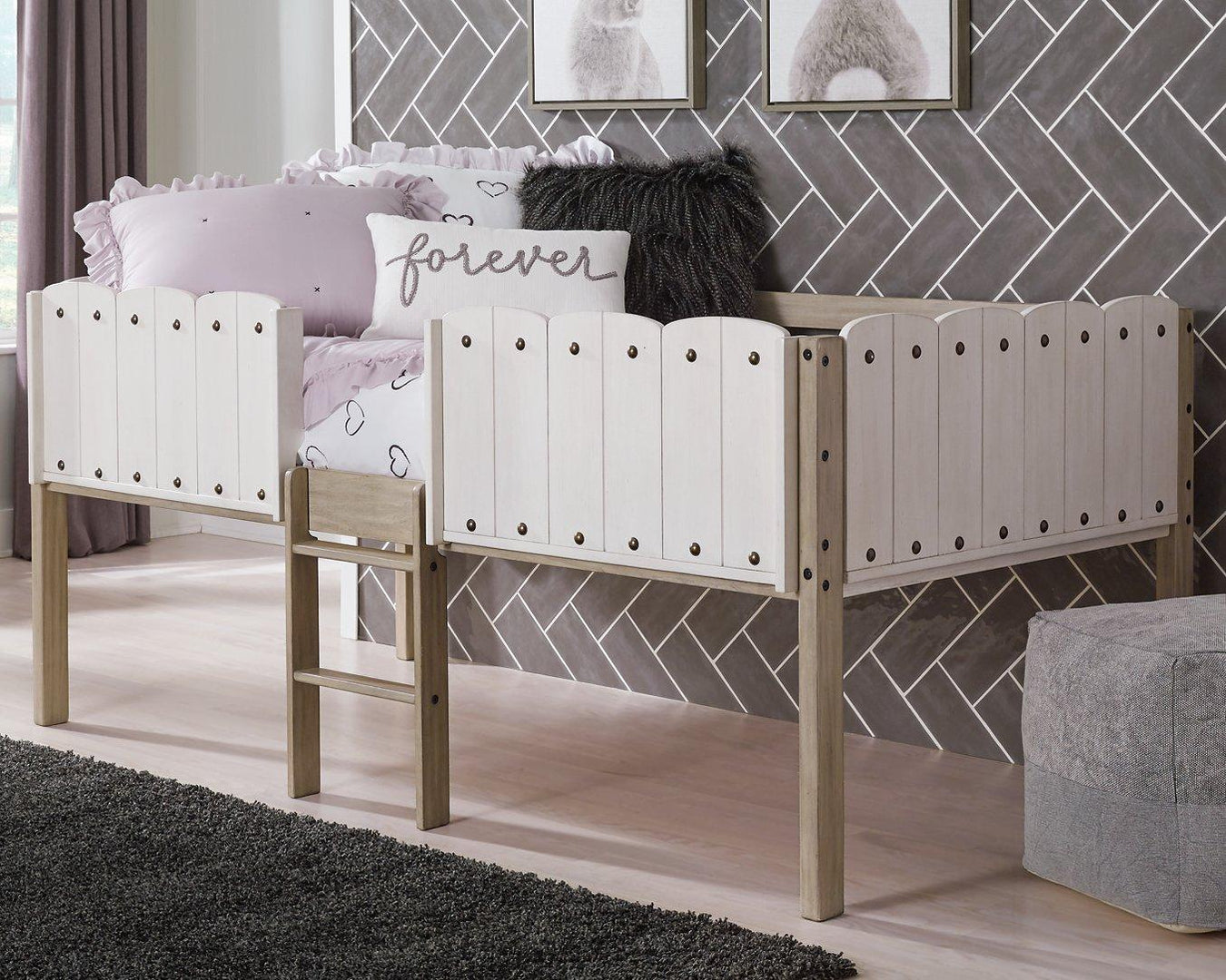 Wrenalyn Collection