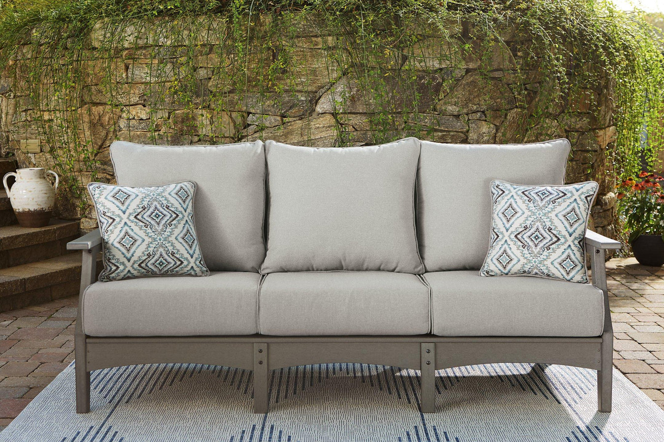 Visola Collection