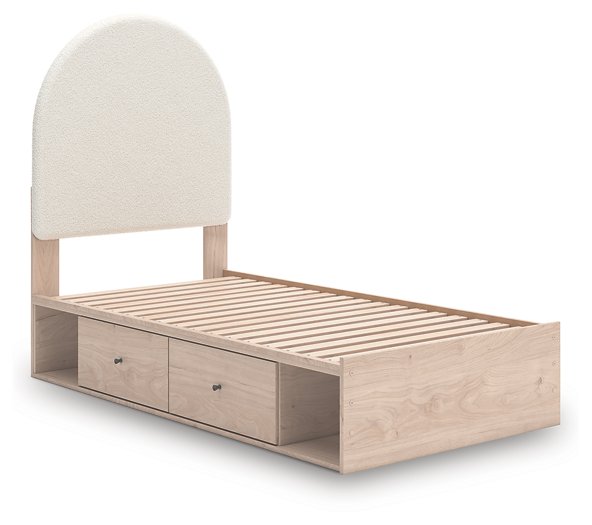 Arloster Upholstered Bed