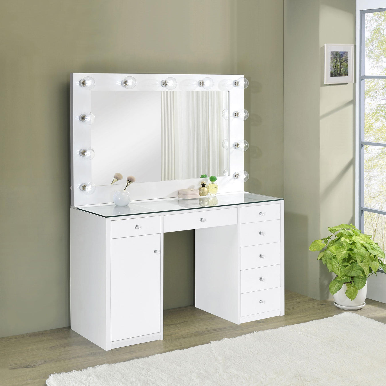 Acena Collection