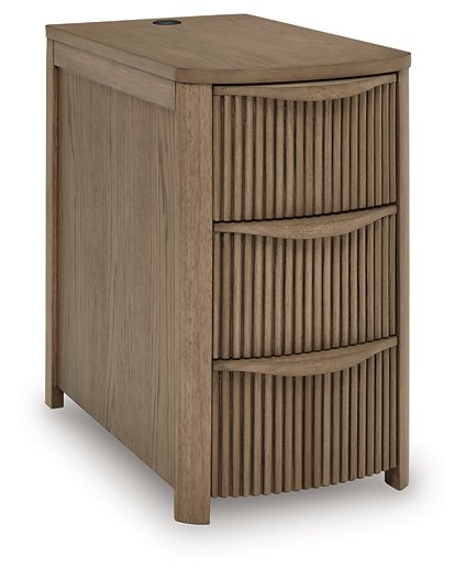 Camdill Chairside End Table - Couch Potato Furniture & Mattress (CA) - Multi Location