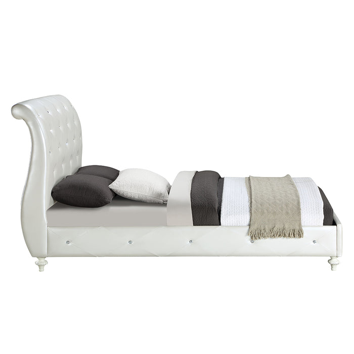 Full Bed (Padded Sleigh)